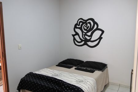 Quarto de casa para alugar com 1 quarto, 34m² em Vila Jardim São Judas Tadeu, Goiânia