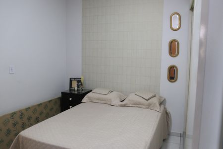 Quarto de casa para alugar com 1 quarto, 34m² em Vila Jardim São Judas Tadeu, Goiânia