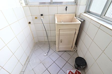 Apartamento à venda com 78m², 2 quartos e sem vagaÁrea de Serviço