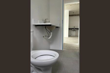 Apartamento para alugar com 86m², 2 quartos e 2 vagasBanheiro Social 