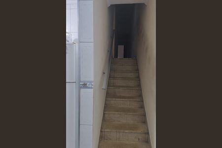 Apartamento para alugar com 86m², 2 quartos e 2 vagas Apartamento para alugar com 86m², 2 quartos e 2 vagasEscada