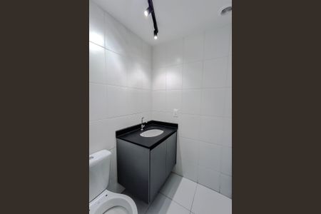 Apartamento para alugar com 37m², 1 quarto e sem vaga Apartamento para alugar com 37m², 1 quarto e sem vagaBanheiro da Suíte