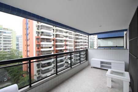 Varanda de apartamento para alugar com 2 quartos, 81m² em Barra da Tijuca, Rio de Janeiro