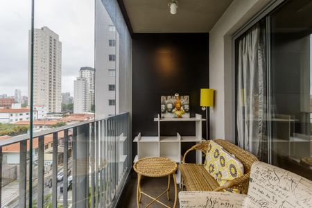 Varanda de kitnet/studio para alugar com 1 quarto, 40m² em Vila Olímpia, São Paulo