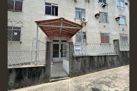 Apartamento para alugar com 80m², 2 quartos e 1 vagaFachada