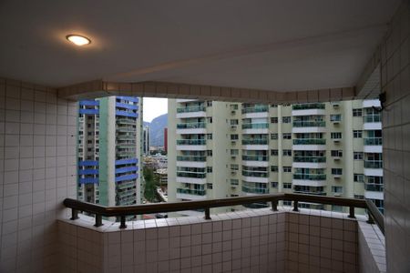 Varanda de apartamento para alugar com 1 quarto, 57m² em Barra da Tijuca, Rio de Janeiro