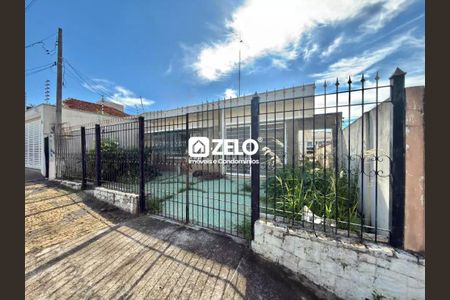 Casa à venda com 187m², 3 quartos e 2 vagasFoto 01