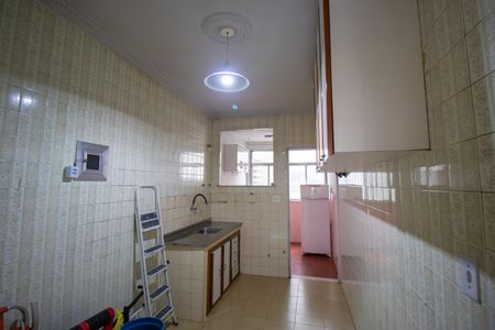 Apartamento à venda com 85m², 2 quartos e 1 vagaCozinha