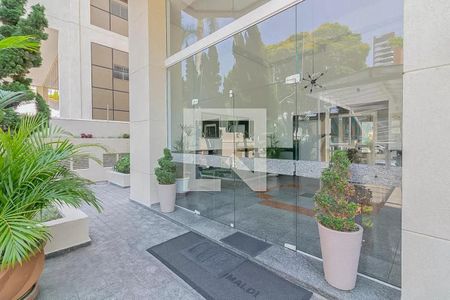 Apartamento à venda com 142m², 2 quartos e 4 vagasÁrea comum - Hall Social