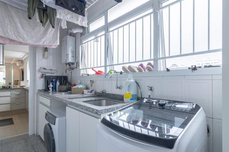 Apartamento à venda com 142m², 2 quartos e 4 vagasÁrea de Serviço