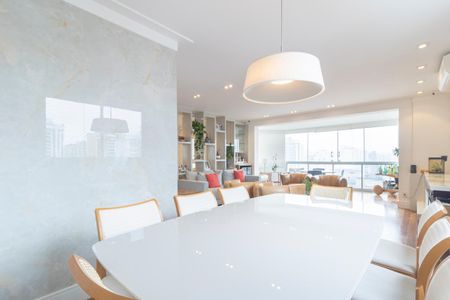 Apartamento à venda com 142m², 2 quartos e 4 vagasSala de Jantar