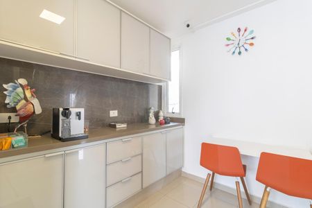 Apartamento à venda com 142m², 2 quartos e 4 vagasCozinha