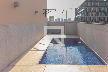 Apartamento à venda com 142m², 2 quartos e 4 vagasÁrea comum - Piscina