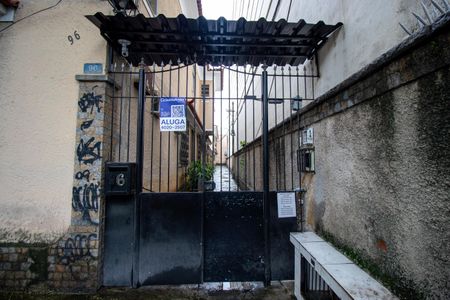 Apartamento para alugar com 75m², 2 quartos e sem vagaPlaca