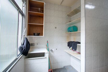 Apartamento para alugar com 75m², 2 quartos e sem vagaÁrea de Serviço