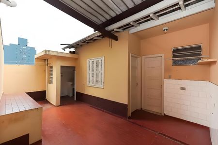 Casa para alugar com 3 quartos, 320m² em Vila Anglo Brasileira, São Paulo