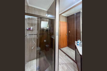 Casa à venda com 120m², 3 quartos e 1 vagaBanheiro