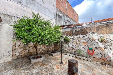 Casa à venda com 120m², 3 quartos e 1 vagaQuintal