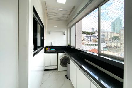 Apartamento à venda com 128m², 3 quartos e 1 vagaÁrea de Serviço