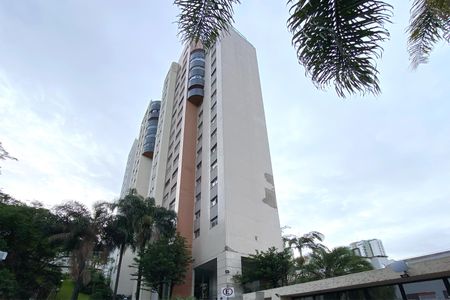 Apartamento à venda com 128m², 3 quartos e 1 vagaFachada