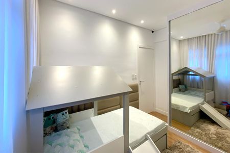 Apartamento à venda com 128m², 3 quartos e 1 vagaQuarto 2