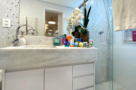 Apartamento à venda com 128m², 3 quartos e 1 vagaBanheiro da Suíte 1