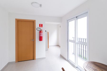 Apartamento para alugar com 33m², 1 quarto e 1 vaga Apartamento para alugar com 33m², 1 quarto e 1 vagaÁrea comum - Salão de festas