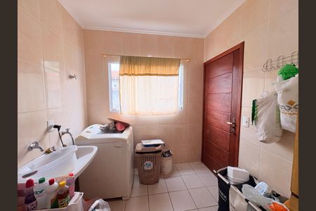 Casa à venda com 200m², 4 quartos e 4 vagasÁrea de Serviço