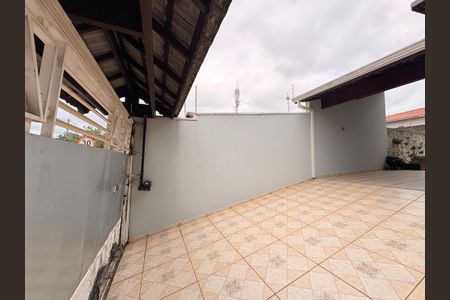 Casa à venda com 200m², 4 quartos e 4 vagasGaragem