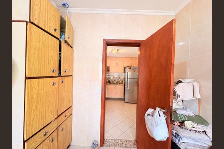 Casa à venda com 200m², 4 quartos e 4 vagasÁrea de Serviço