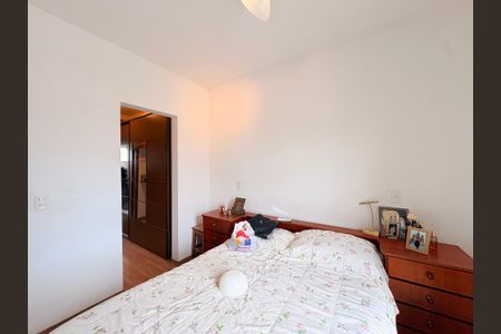 Casa à venda com 200m², 4 quartos e 4 vagasSuíte 1