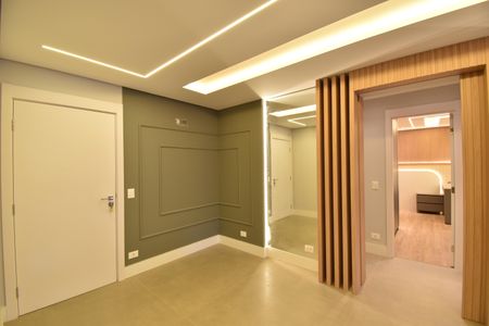 Sala  de apartamento para alugar com 2 quartos, 82m² em Cabral, Curitiba