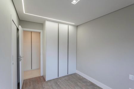 Apartamento à venda com 110m², 3 quartos e 2 vagasSemi suíte 2