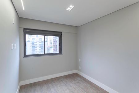 Apartamento à venda com 110m², 3 quartos e 2 vagasSemi suíte 1