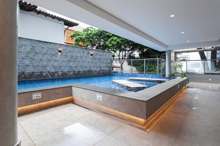 Apartamento à venda com 110m², 3 quartos e 2 vagasÁrea comum - Piscina