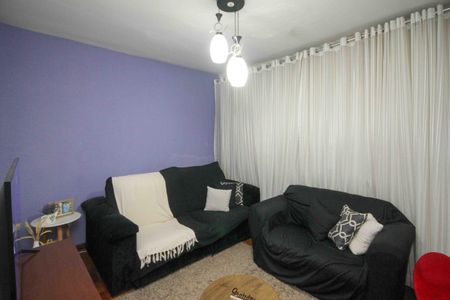 Casa à venda com 2 quartos, 112m² em Vila Carrão, São Paulo