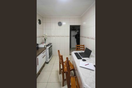 Casa à venda com 2 quartos, 112m² em Vila Carrão, São Paulo