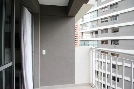 Varanda de apartamento à venda com 1 quarto, 27m² em Vila Nova Conceição, São Paulo