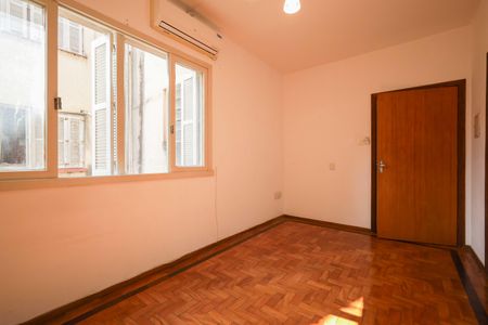Sala de kitnet/studio à venda com 1 quarto, 23m² em Floresta, Porto Alegre
