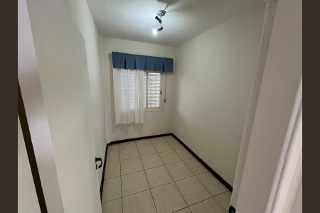 Quarto de apartamento para alugar com 3 quartos, 75m² em Jardim das Nações, Taubaté