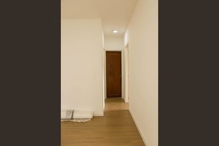 Apartamento para alugar com 60m², 2 quartos e 1 vagaCorredor