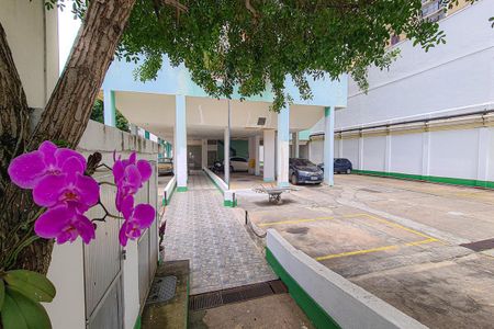 Apartamento para alugar com 60m², 2 quartos e 1 vagaEntrada