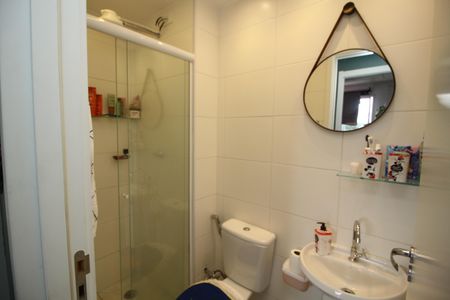 Apartamento à venda com 33m², 2 quartos e sem vagaBanheiro