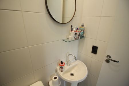 Apartamento à venda com 33m², 2 quartos e sem vagaBanheiro