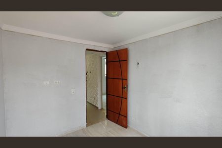 Quarto de apartamento para alugar com 2 quartos, 44m² em Conjunto Habitacional Juscelino Kubitscheck de Oliveira, Ferraz de Vasconcelos
