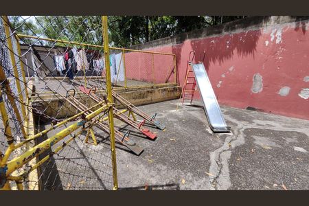 Apartamento para alugar com 44m², 2 quartos e sem vagaPlayground