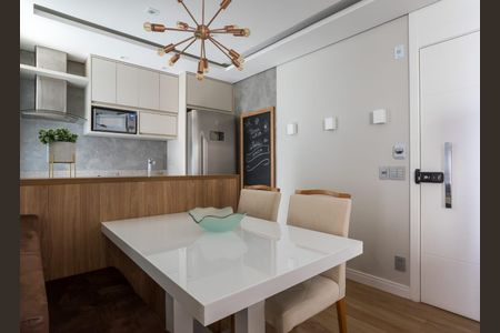 Sala de apartamento à venda com 2 quartos, 51m² em Jardim Monte Alegre, Taboão da Serra