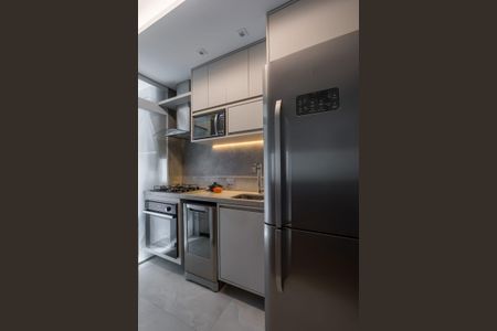 Cozinha de apartamento à venda com 2 quartos, 51m² em Jardim Monte Alegre, Taboão da Serra