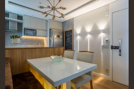 Sala de apartamento à venda com 2 quartos, 51m² em Jardim Monte Alegre, Taboão da Serra
