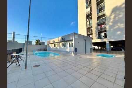 Apartamento à venda com 56m², 2 quartos e 1 vaga Apartamento à venda com 56m², 2 quartos e 1 vagaÁrea comum - Piscina